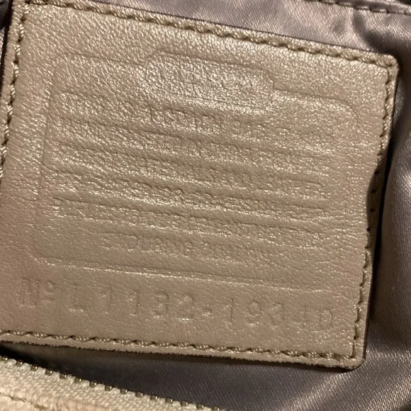 Coach Kristen Iridescent Sequins Tan Shoulder Bag Purse✨✨ - Picture 8 of 10